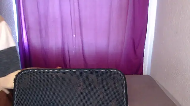 Snapshot of passion_sweet07 chatting on 10-05-25, 11:41 passion sweet07 online show from 10-05-25, 11:41