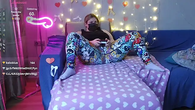 MilaaMilaa online show from 02-10-25, 09:47