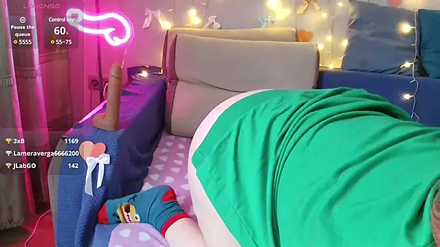 MilaaMilaa online show from 02-13-25, 03:18