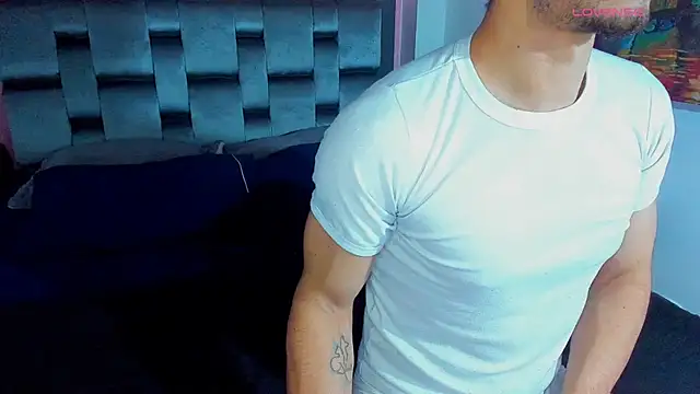 Piggy Eddy online show from 01-24-25, 12:52