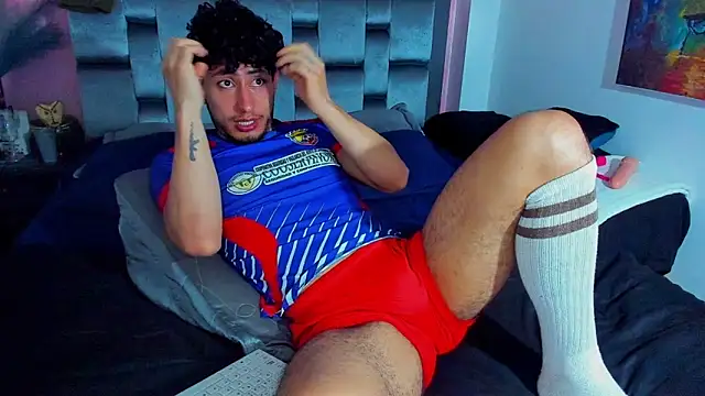 Piggy Eddy online show from 02-03-25, 01:08