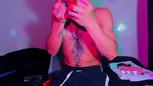 Piggy Eddy online show from 03-04-26, 03:01