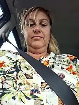 Snapshot of Mara-24 chatting on 09-24-25, 08:39 Mara-24 online show from 09-24-25, 08:39