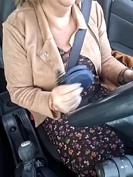 Snapshot of Mara-24 chatting on 11-02-25, 03:03 Mara-24 online show from 11-02-25, 03:03