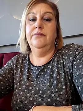 Snapshot of Mara-24 chatting on 11-22-25, 12:48 Mara-24 online show from 11-22-25, 12:48