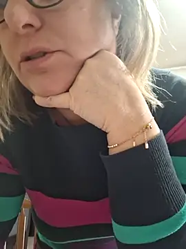 Snapshot of Mara-24 chatting on 02-19-26, 12:34 Mara-24 online show from 02-19-26, 12:34