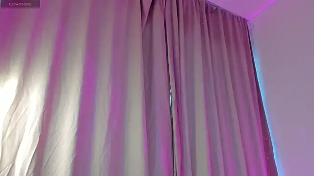 Nicole Charm online show from 12-30-24, 06:20