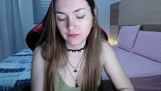 Snapshot of Naughty_Annn chatting on 11-25-25, 05:57 Naughty Annn online show from 11-25-25, 05:57