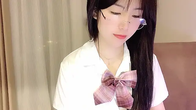 NickiBloom online show from 03-19-25, 02:46
