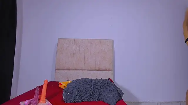 gatitaa777 online show from 02-15-25, 02:58