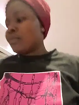 Snapshot of Yours_faithfully1 chatting on 11-15-25, 01:51 Yours faithfully1 online show from 11-15-25, 01:51