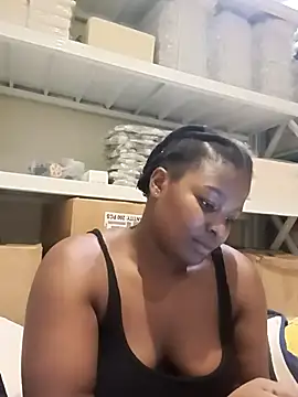 Snapshot of Yours_faithfully1 chatting on 11-19-25, 11:32 Yours faithfully1 online show from 11-19-25, 11:32