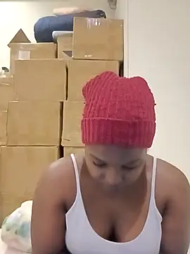 Snapshot of Yours_faithfully1 chatting on 12-14-25, 02:55 Yours faithfully1 online show from 12-14-25, 02:55