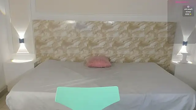 AliceRoss0 online show from 11-06-25, 11:48