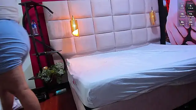 Snapshot of Amberluy chatting on 03-09-26, 09:19 Amberluy online show from 03-09-26, 09:19