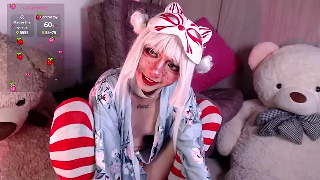 Snapshot of Alicedangerrr chatting on 03-11-25, 01:48 Alicedangerrr online show from 03-11-25, 01:48