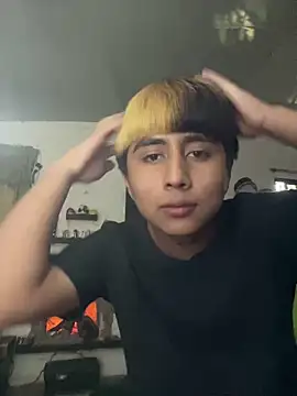 FlpGmz online show from 10-31-25, 07:48