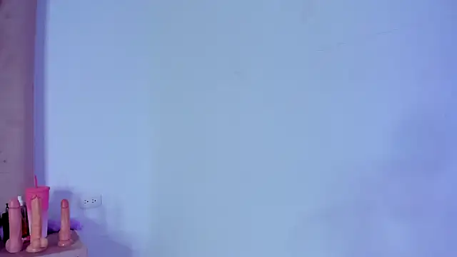 Snapshot of MaiteHT chatting on 02-25-25, 05:25 MaiteHT online show from 02-25-25, 05:25