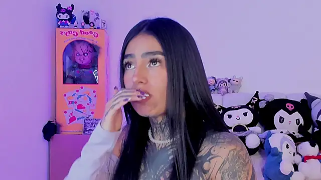 shadowcatt  online show from 11-25-25, 07:14