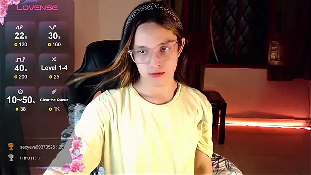 Snapshot of alexaryderr chatting on 12-21-24, 04:41 alexaryderr online show from 12-21-24, 04:41