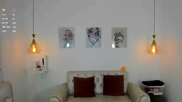 Snapshot of Amelia_jacksonn chatting on 12-10-24, 10:28 Amelia jacksonn online show from 12-10-24, 10:28