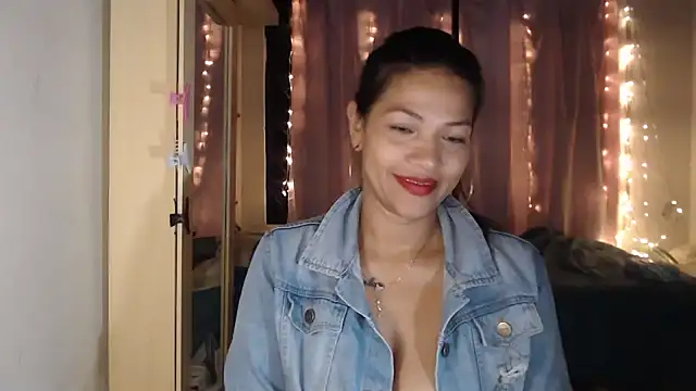 makennaa  online show from 09-12-25, 10:04