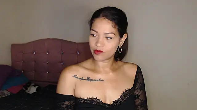 makennaa  online show from 11-27-25, 09:22