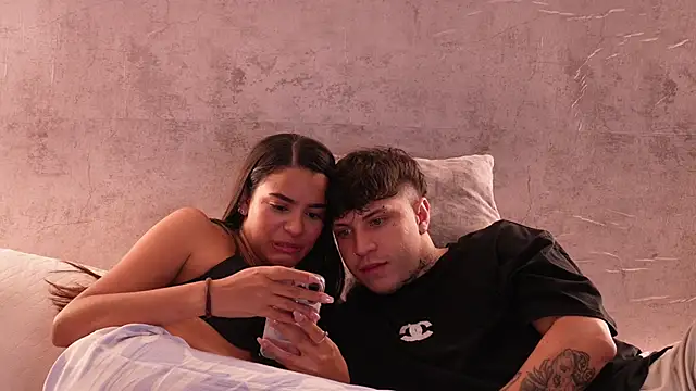 Nicky and Blake online show from 10-06-25, 08:39