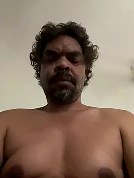 Snapshot of Wazz_Handsome chatting on 11-24-25, 04:23 Wazz Handsome online show from 11-24-25, 04:23