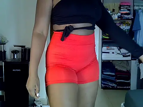 Snapshot of Sexxyrebby chatting on 05-06-26, 08:58 Sexxyrebby online show from 05-06-26, 08:58