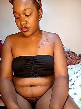 Snapshot of Pretty_tiffany chatting on 12-02-25, 05:30 Pretty tiffany online show from 12-02-25, 05:30