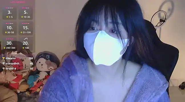 Snapshot of TimmyZi chatting on 12-15-24, 06:15 TimmyZi online show from 12-15-24, 06:15