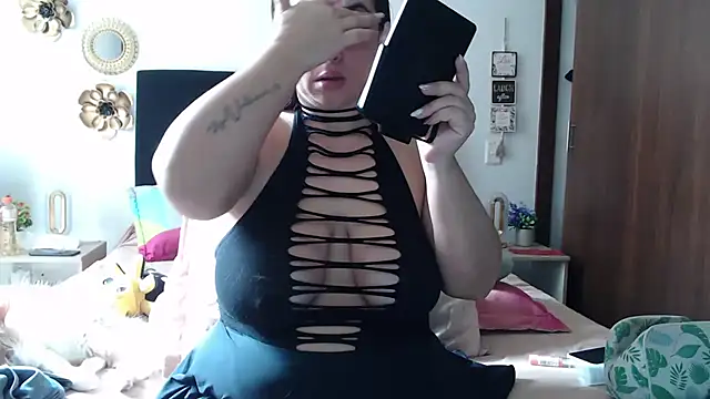 TatianaMonteross online show from 12-22-25, 05:21