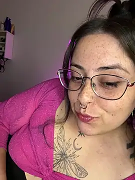 Mizztikaa online show from 03-13-25, 03:44