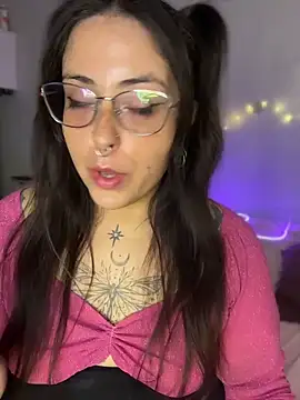 Mizztikaa online show from 04-29-26, 06:58
