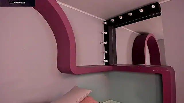 morganlake  online show from 11-27-25, 03:52