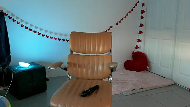 Snapshot of Sapphir3xoxo chatting on 03-06-25, 10:58 Sapphir3xoxo online show from 03-06-25, 10:58
