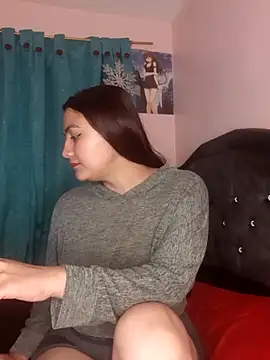 Snapshot of Nahiara_velez chatting on 02-05-25, 10:33 Nahiara velez online show from 02-05-25, 10:33