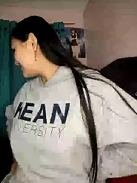 Snapshot of Nahiara_velez chatting on 02-28-25, 02:20 Nahiara velez online show from 02-28-25, 02:20