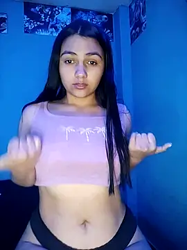 Snapshot of Nahiara_velez chatting on 09-25-25, 01:53 Nahiara velez online show from 09-25-25, 01:53