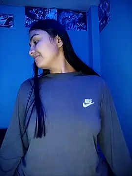 Nahiara velez online show from 10-04-25, 11:03