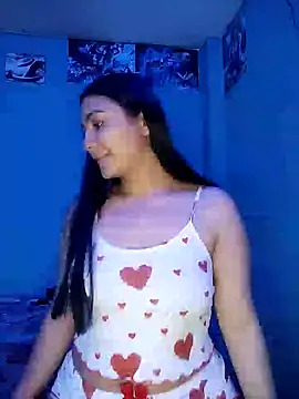 Snapshot of Nahiara_velez chatting on 11-27-25, 08:44 Nahiara velez online show from 11-27-25, 08:44