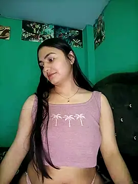 Snapshot of Nahiara_velez chatting on 05-17-26, 08:05 Nahiara velez online show from 05-17-26, 08:05