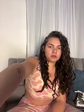 Snapshot of eva_y_marcelo chatting on 09-26-25, 09:57 eva y marcelo online show from 09-26-25, 09:57