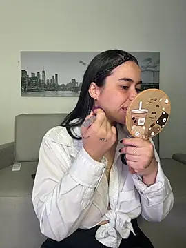 SophieRoyals online show from 06-20-26, 01:36