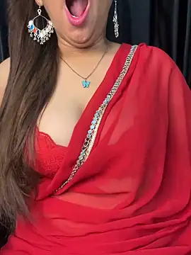 Snapshot of Diya_Chopra chatting on 06-07-26, 03:54 Diya Chopra online show from 06-07-26, 03:54