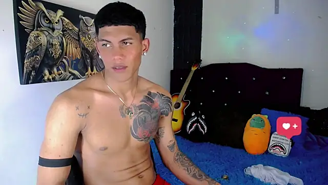 Damian latinxxx online show from 01-17-25, 09:17