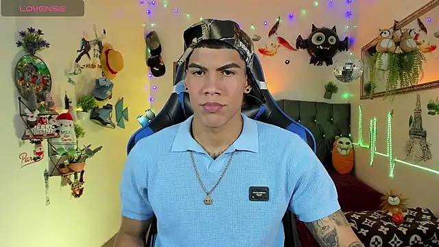 Damian latinxxx online show from 11-19-25, 03:06