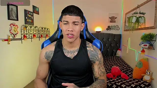 Snapshot of Damian_latinxxx chatting on 01-31-26, 07:11 Damian latinxxx online show from 01-31-26, 07:11