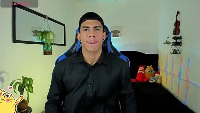 Snapshot of Damian_latinxxx chatting on 02-28-26, 12:11 Damian latinxxx online show from 02-28-26, 12:11